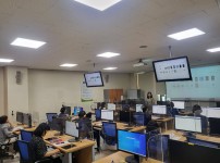  width: 100%; height : 150px