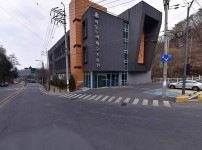  width: 100%; height : 150px