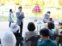  width: 100%; height : 150px