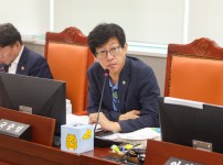  width: 100%; height : 150px