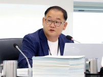  width: 100%; height : 150px