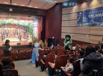  width: 100%; height : 150px