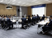  width: 100%; height : 150px