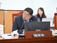  width: 100%; height : 150px