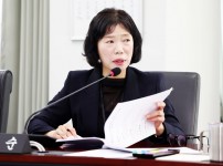  width: 100%; height : 150px