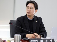  width: 100%; height : 150px