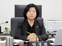  width: 100%; height : 150px