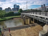  width: 100%; height : 150px