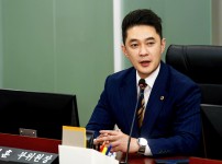  width: 100%; height : 150px