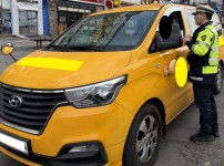  width: 100%; height : 150px