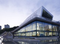  width: 100%; height : 150px