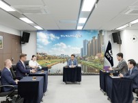  width: 100%; height : 150px