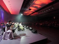  width: 100%; height : 150px