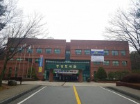  width: 100%; height : 150px